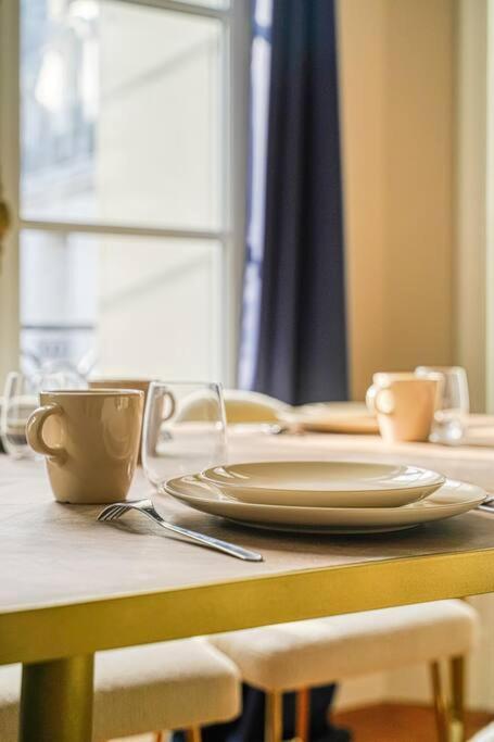 Appartement Chic Et Spacieux 16e Arrondissement Parijs